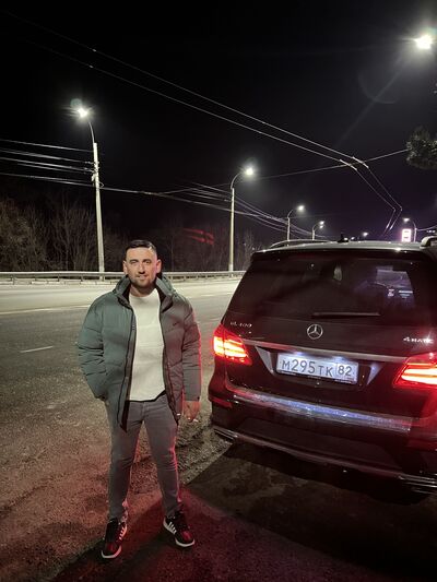  ,   Faruk, 32 ,   ,   