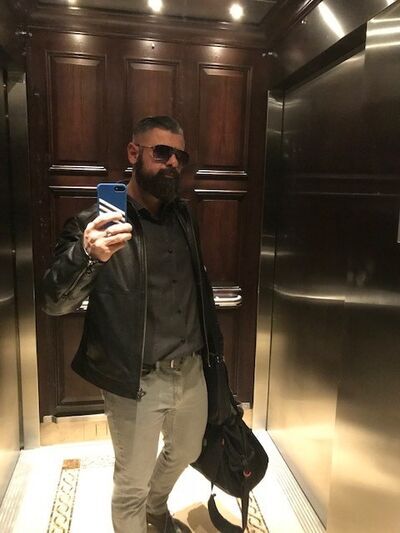  ,   Alex, 42 ,   ,   , c 