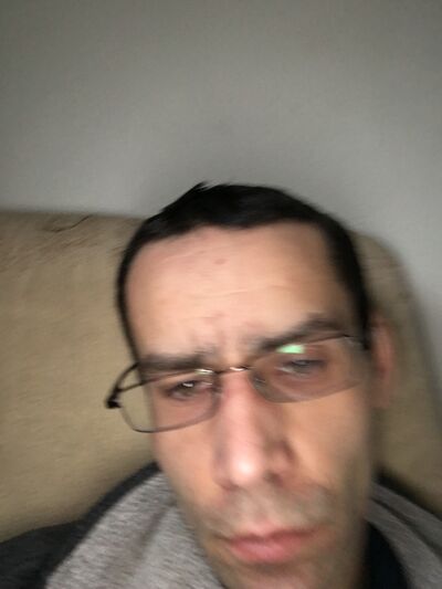  ,   Jevgeni, 42 ,   ,   , c 