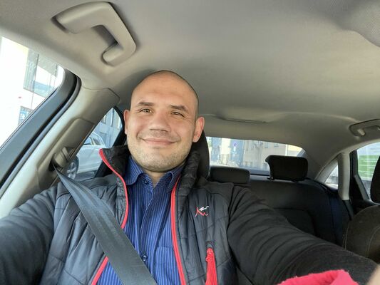 ,   Damir, 37 ,   ,   , c , 