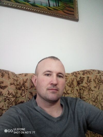  ,   Vitalic, 33 ,   c 