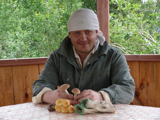 ,   Alex, 51 ,   ,   , c , 