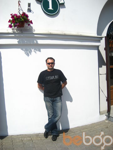  ,   Valdis, 53 ,   