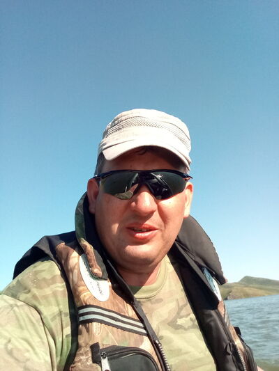  ,   Alex, 49 ,   