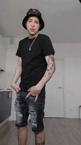 ,   Michel, 27 ,   ,   