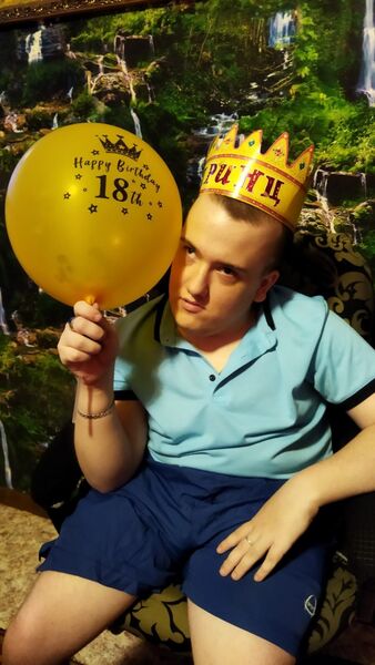  ,   Denis, 20 ,   ,   