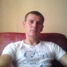  ,   Alex, 43 ,   