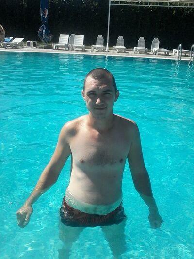  ,   Antonio, 37 ,   