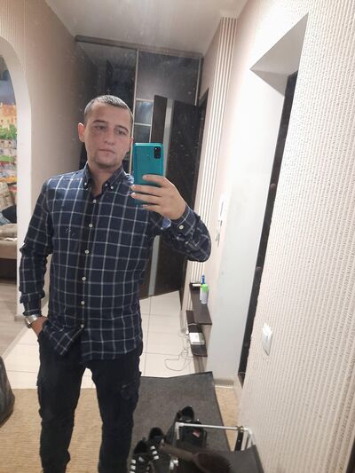  ,   Nikolay, 28 ,   ,   , c , 