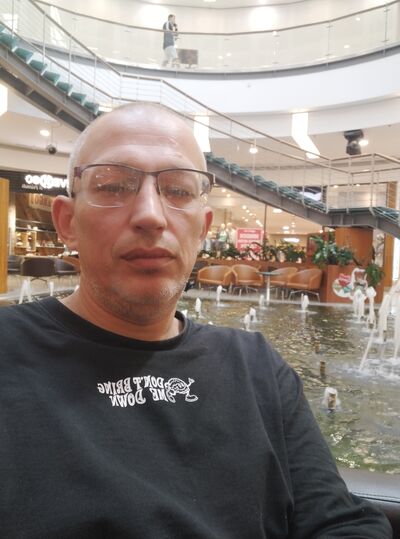  Rosengarten,   Yuriy, 44 ,   ,   