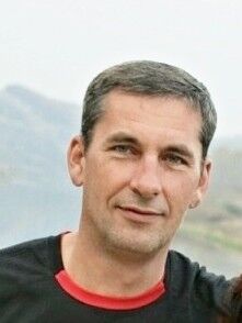  ,   Artur, 52 ,   ,   , c 
