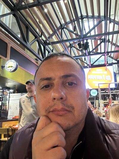  Tunis,   Oussama, 42 ,   ,   