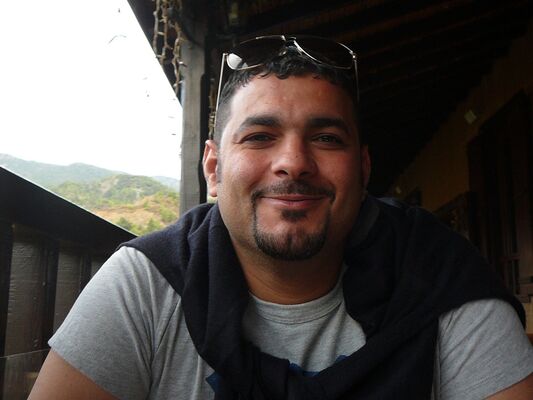  ,   Ali, 45 ,   