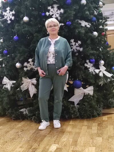  ,   Nadejda, 57 ,   c 