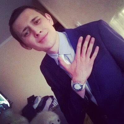  ,   Alexander, 32 ,   ,   