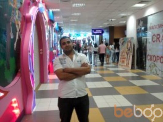  ,   Hugo, 42 ,   