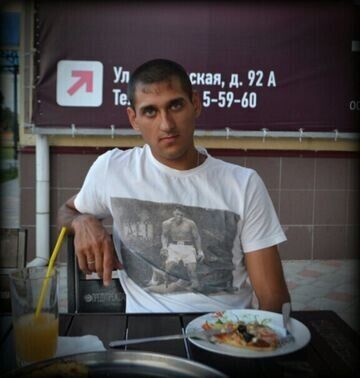  19916778  Aleksandr, 36 ,    