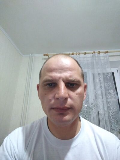  ,   Maksim, 43 ,   , 