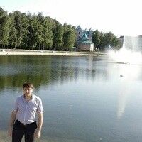  ,   Viktor, 46 ,   
