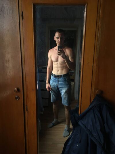  -,   Alex, 24 ,   , 