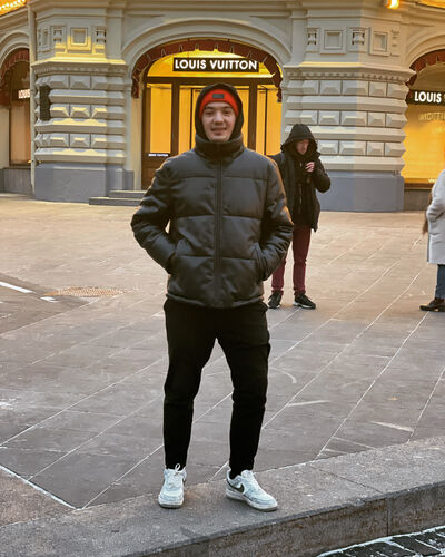  ,   Shah, 32 ,   ,   