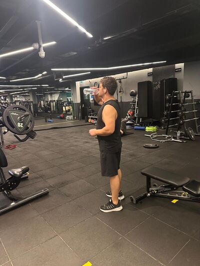  ,   Mehmet, 32 ,   ,   