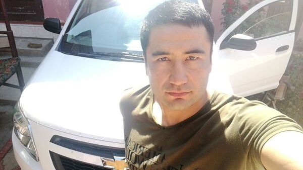  ,   Amir, 35 ,   ,   , c 