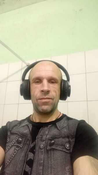  ,   Vladimir, 38 ,   c 