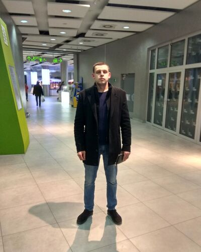  ,   Ilya, 31 ,   