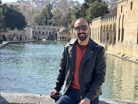  ,   Ali, 34 ,   ,   