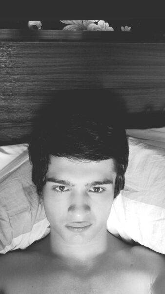  ,   Nika, 22 ,   ,   , c , 