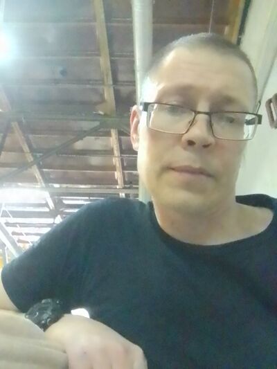 ,   Vitaly, 43 ,   c 