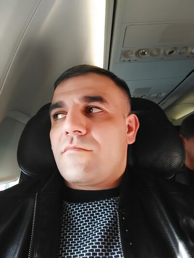  ,   Arman, 34 ,   ,   , c 