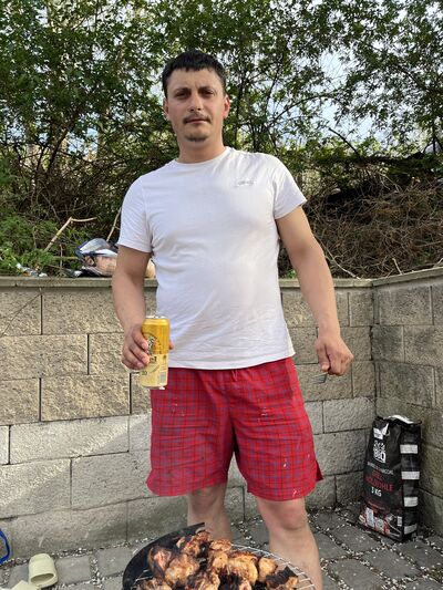  Praha,   Vadim, 33 ,   ,   