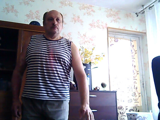  ,   Skucaju, 62 ,   