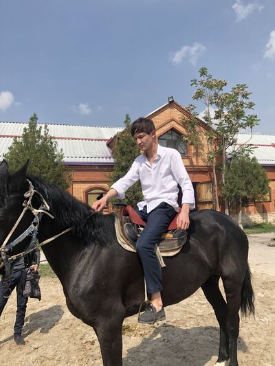  ,   Behruz, 22 ,   ,   