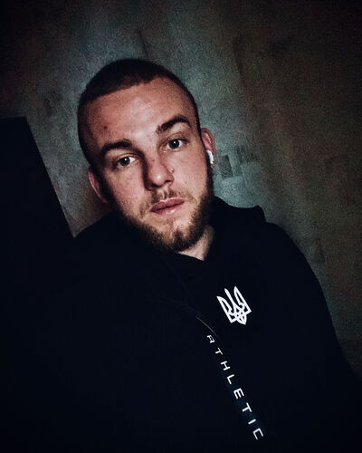  ,   Evgenii, 25 ,   ,   , c 
