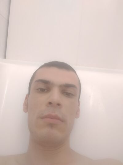 ,   Robert, 28 ,   ,   
