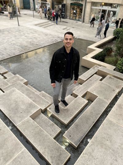  La Roche-sur-Yon,   Aleksei, 37 ,   ,   , c 