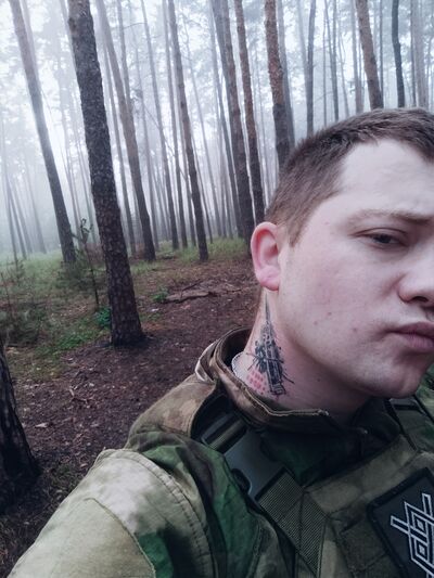  ,   Evgeny, 27 ,   ,   , c , 