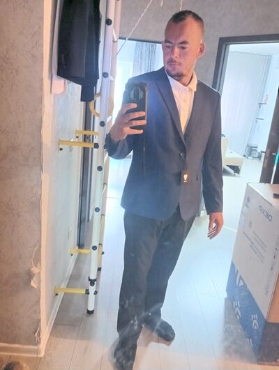  ,   Kirill, 28 ,   ,   