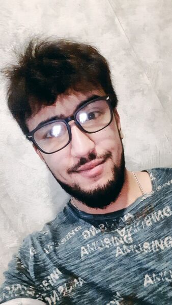  ,   Anis, 26 ,  
