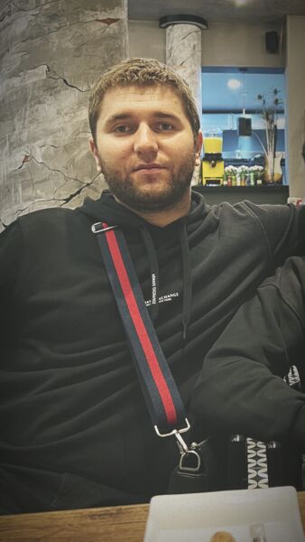  ,   Idris, 31 ,   ,   