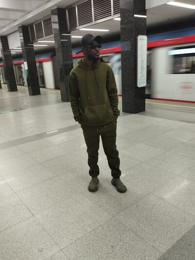  ,   Omar, 33 ,   ,   , c , 