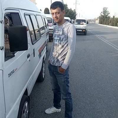   ,   Alex, 32 ,   ,   