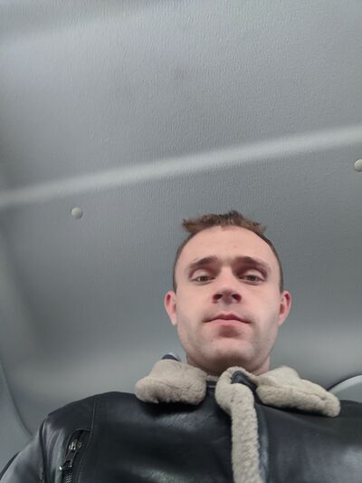  ,   Maksim, 32 ,   