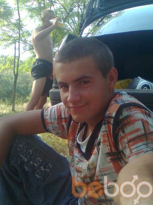  ,   Andrei, 32 ,   