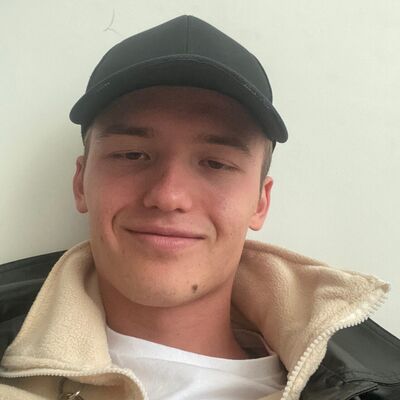  ,   Oleg, 25 ,   ,   , c , 