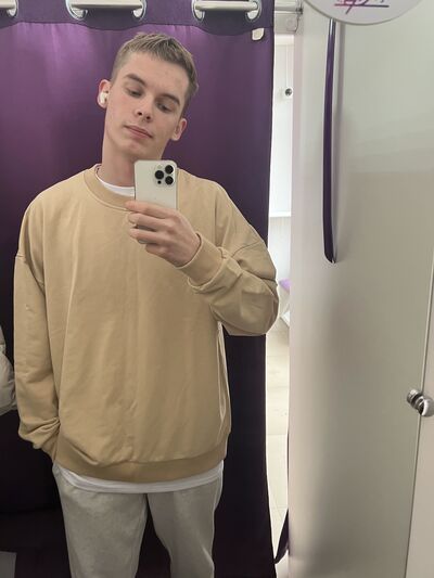  ,   Alexander, 21 ,   ,   