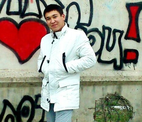  -,   Marsel, 35 ,     , c 